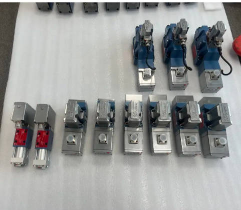 Hydraulic Proportional Valve D633-308B D634-327C D061-9311 D661-E4627 D661-4882 2